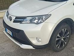 Bianco Usata 2015 Toyota RAV4 SUV | 19.900 €