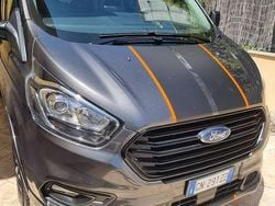 Grigio Usata 2023 Ford Tourneo Custom Active Furgone | 38.900 € (Buon prezzo)