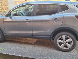 Grigio Usata 2019 Nissan Qashqai SUV | 12.000 €