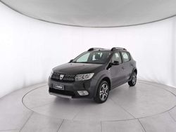 Nero Usata 2019 Dacia Sandero Stepway Tre volumi | 9800 € (Buon prezzo)