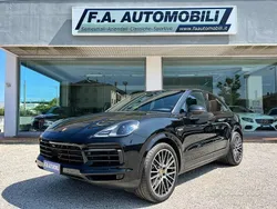 Nero Usata 2023 Porsche Cayenne Platinum Edition SUV | 89.500 € (Buon prezzo)
