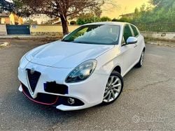 Bianco Usata 2018 Alfa Romeo Giulietta Tre volumi | 12.500 € (Buon prezzo)