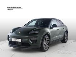 Verde Usata 2024 Porsche Macan 4 Electric SUV | 85.900 €