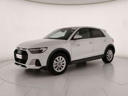 Bianco ghiacciaio metallizzato Nuova 2025 Audi A1 Business Due volumi | 29.400 € (Buon prezzo)
