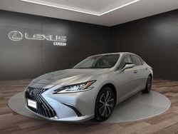 Sonic platinum met Usata 2022 Lexus ES300H Executive Line Tre volumi | 30.900 €