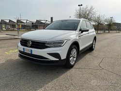 Bianco Usata 2021 VW Tiguan Elegance SUV | 20.999 € (Ottimo prezzo)