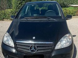 Nero Usata 2012 Mercedes A160 Tre volumi | 4000 € (Buon prezzo)