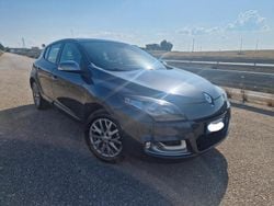 Grigio Usata 2014 Renault Mégane III GT Tre volumi | 6999 € (Buon prezzo)