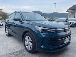 Blu/azzurro Usata 2024 VW Tiguan Edition SUV | 35.590 € (Cara)