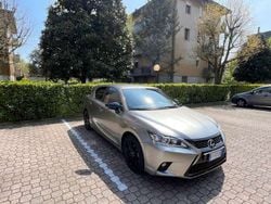Usata 2016 Lexus CT200h Tre volumi | 14.700 € (Cara)