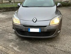 Grigio Usata 2010 Renault Mégane GT Line GT-Line Tre volumi | 4200 € (Buon prezzo)