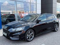 Nero metallizato Usata 2021 Ford Focus ST-Line Tre volumi | 17.400 € (Buon prezzo)