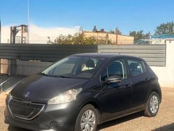 Grigio Usata 2012 Peugeot 208 Due volumi | 4000 €