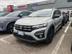 Grigio chiaro Usata 2022 Dacia Jogger Extreme Monovolume | 12.900 € (Ottimo prezzo)