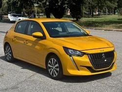 Giallo Usata 2020 Peugeot 208 Active Due volumi | 10.890 € (Buon prezzo)