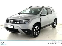 Grigio chiaro Usata 2022 Dacia Duster Prestige SUV | 15.400 € (Ottimo prezzo)