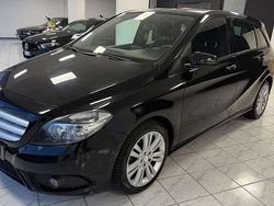 Nero Usata 2014 Mercedes B180 Executive Monovolume | 7490 € (Ottimo prezzo)