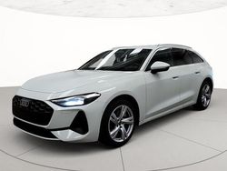Bianco ghiaccio metallizzato Usata 2025 Audi A5 Sportback Business Due volumi | 48.900 € (Cara)