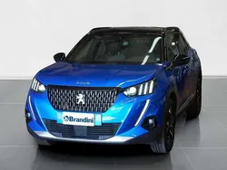 Blu / tetto nero Usata 2022 Peugeot 2008 GT SUV | 18.700 € (Buon prezzo)