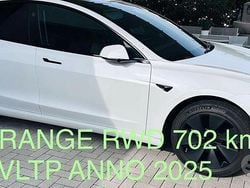 Usata 2025 Tesla Model 3 Long Range RWD Tre volumi | 42.000 € (Molto cara)