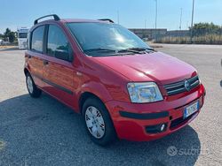 Rosso Usata 2006 Fiat Panda Dynamic Due volumi | 3300 € (Buon prezzo)