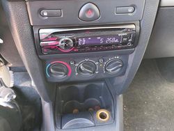 Usata 2003 Renault Clio II Due volumi | 1200 €