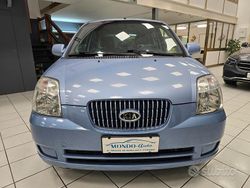 Blu Usata 2006 Kia Picanto Due volumi | 3800 € (Molto cara)