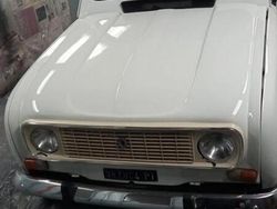 Bianco Usata 1984 Renault R4 Tre volumi | 3500 €