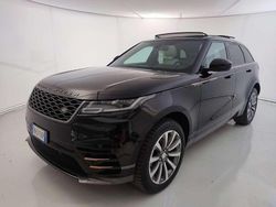 Black santorini Usata 2018 Land Rover Range Rover Velar R-Dynamic SUV | 26.900 € (Cara)
