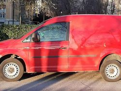 Rosso Usata 2016 VW Caddy Monovolume | 7500 € (Molto cara)