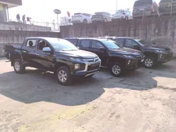 Nero pastello Usata 2021 Mitsubishi L200 Invite Pick-up | 24.500 € (Ottimo prezzo)