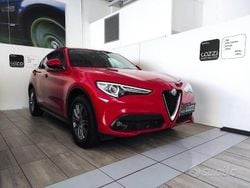Rosso Usata 2018 Alfa Romeo Stelvio Executive SUV | 20.800 € (Buon prezzo)