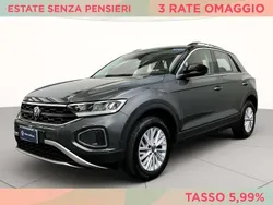 Indium grey metallizzato nero Usata 2023 VW T-Roc Life SUV | 23.400 € (Ottimo prezzo)