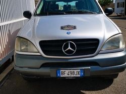 Grigio Usata 2000 Mercedes ML320 SUV | 4800 €