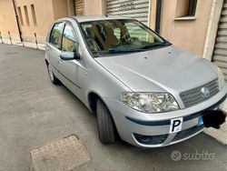 Usata 2007 Fiat Punto Classica Tre volumi | 3000 €