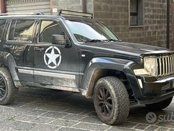 Usata 2008 Jeep Cherokee SUV | 5000 € (Buon prezzo)