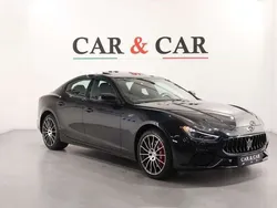 Nero assoluto Nuova 2024 Maserati Ghibli GT Coupé | 80.000 € (Molto cara)