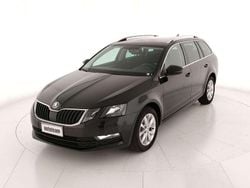 Nero Usata 2019 Skoda Octavia G-TEC Executive Station wagon | 14.000 € (Buon prezzo)