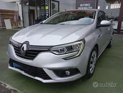 Argento Usata 2019 Renault Mégane IV Business Tre volumi | 9300 € (Buon prezzo)