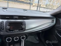 Nero Usata 2014 Alfa Romeo Giulietta Due volumi | 8500 € (Buon prezzo)