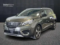 Verde Usata 2018 Peugeot 5008 Allure Monovolume | 18.050 € (Buon prezzo)
