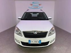 Bianco Usata 2011 Skoda Roomster Style Monovolume | 3890 € (Buon prezzo)