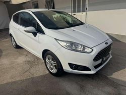 Bianco Usata 2014 Ford Fiesta Titanium Tre volumi | 4800 € (Ottimo prezzo)