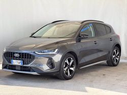 Grigio Usata 2022 Ford Focus Active SUV | 17.820 € (Buon prezzo)