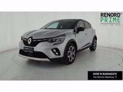 Grigio scuro Usata 2022 Renault Captur Intens SUV | 19.390 € (Buon prezzo)