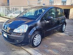 Nero Usata 2009 Renault Modus Dynamique Monovolume | 3350 € (Cara)
