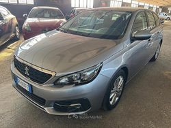 Grigio Usata 2019 Peugeot 308 Business-Line Tre volumi | 8400 € (Super prezzo)