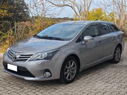 Grigio Usata 2014 Toyota Avensis Station wagon | 7500 € (Molto cara)