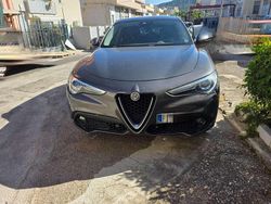 Grigio Usata 2018 Alfa Romeo Stelvio Executive SUV | 20.000 € (Buon prezzo)