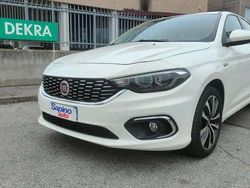 Bianco Usata 2017 Fiat Tipo Lounge Tre volumi | 10.900 € (Cara)